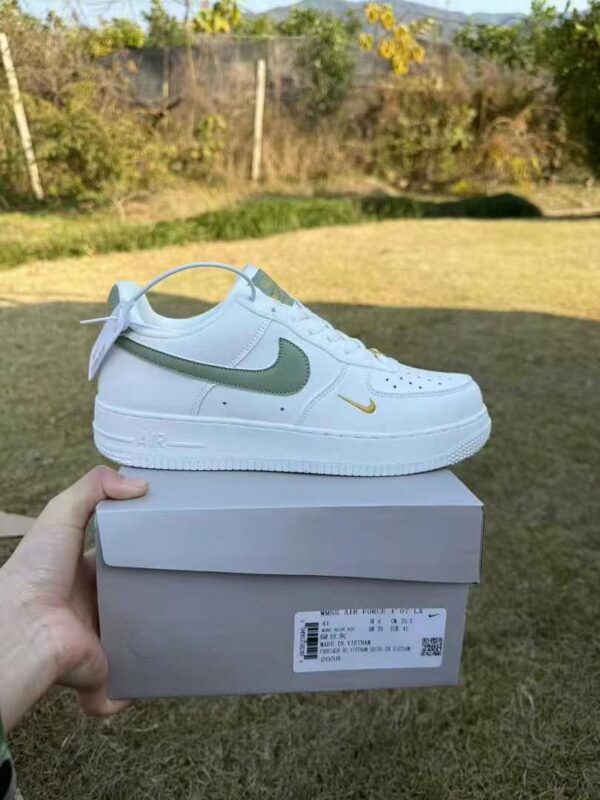Ladies Sneakers - Image 7